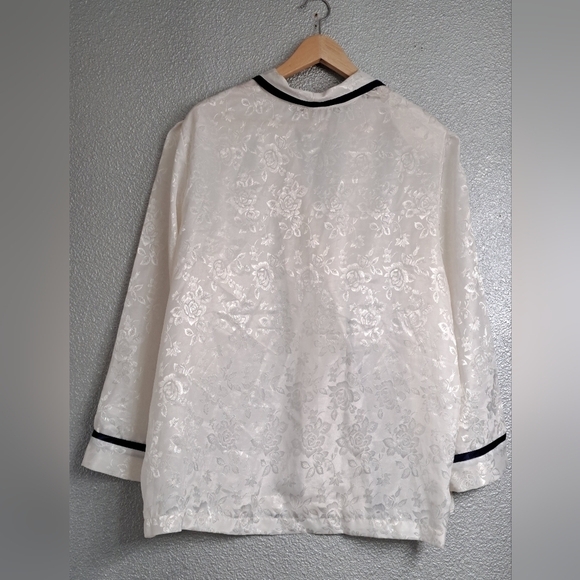 Vintage Inner Most Double Breasted Rose Embossed Night Shirt   Size XL - Picture 3 of 8